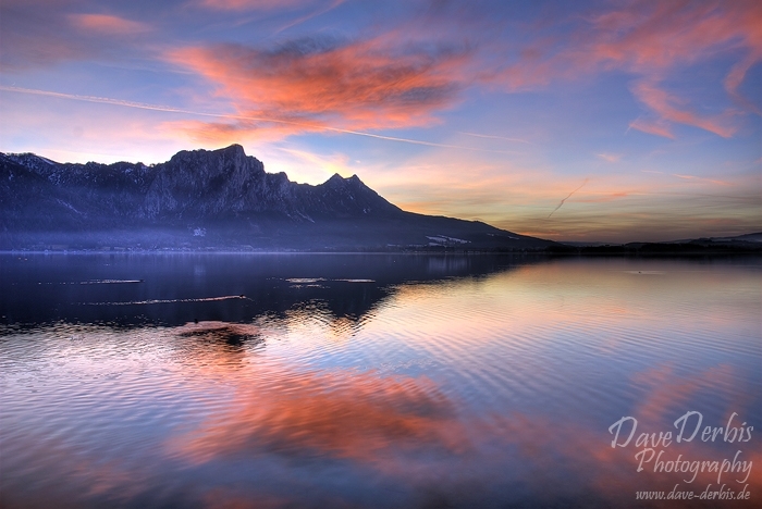 sunset, mondsee, lake, reflection, mountain, alpen, amazing, striking, light, soft, clouds, sky, colour, pink, austria, österreich, photo