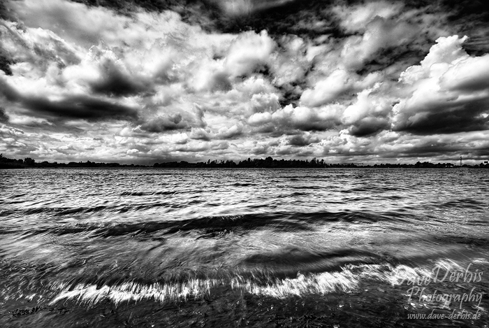 lake, clouds, dramatic, sky, pond, shore, waves, crashing, germany, bnw, photo