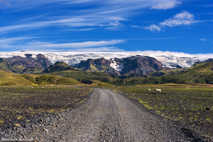 roadshot, dirt road, highlands, mountains, summer, glacier, iceland, 2016, photo